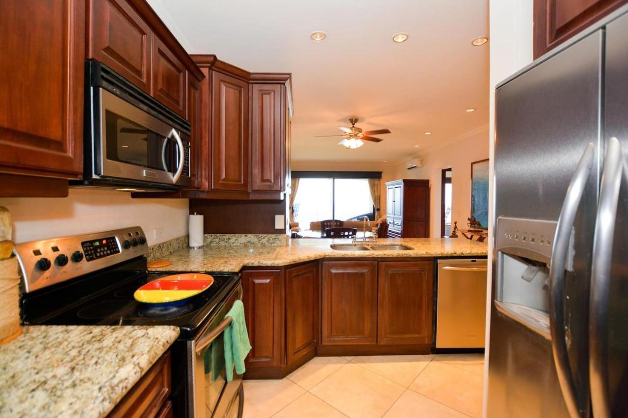 Exquisitely Decorated 5Th-Floor Aerie With Views Of Two Bays In Flamingo Villa Playa Flamingo Buitenkant foto
