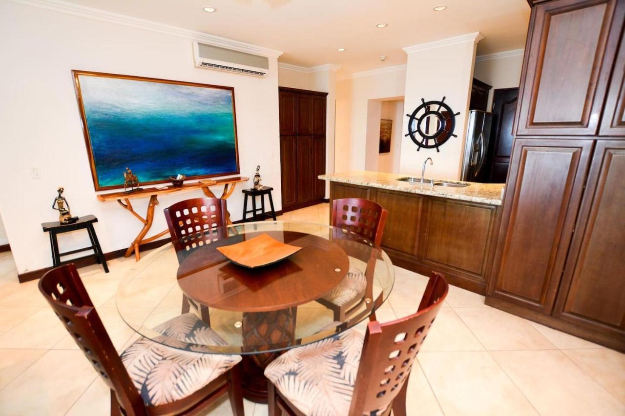 Exquisitely Decorated 5Th-Floor Aerie With Views Of Two Bays In Flamingo Villa Playa Flamingo Buitenkant foto